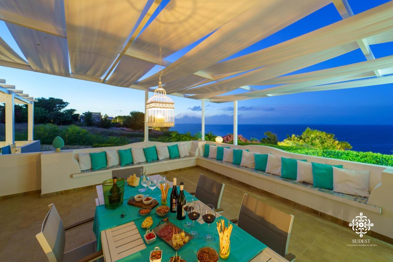 Villa Vittoria - Waterfront House Аугуста Экстерьер фото